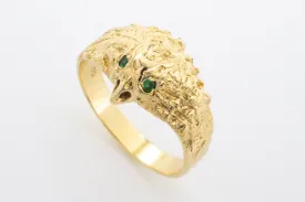 18 carat gold eagle ring with emerald eyes