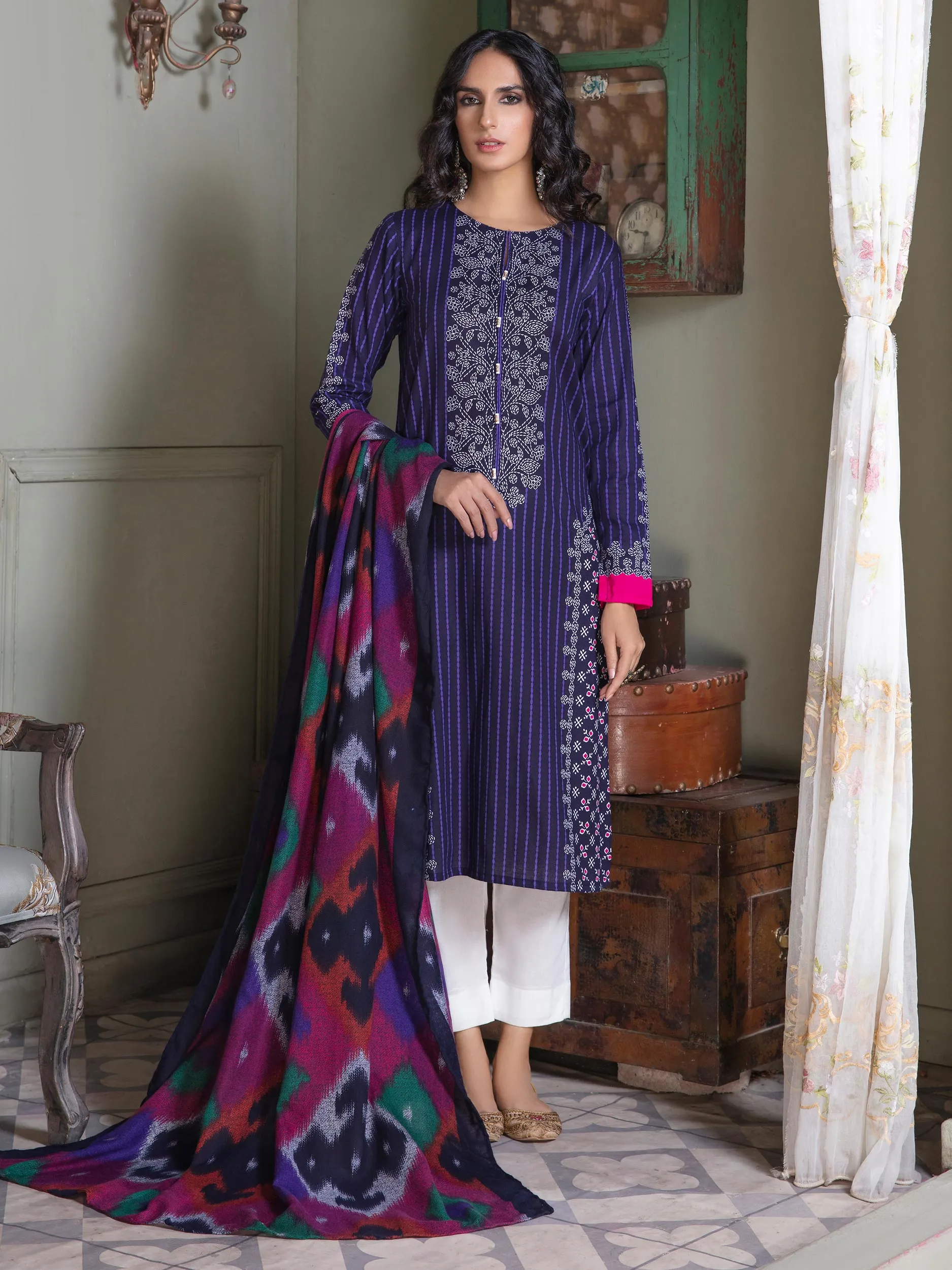 2 Piece Khaddar Suit-Printed (Unstitched)