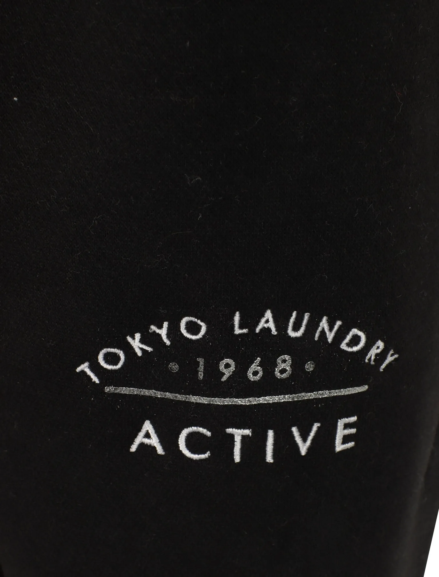 Albany Slim Fit Cuffed Joggers In Black - Tokyo Laundry Active