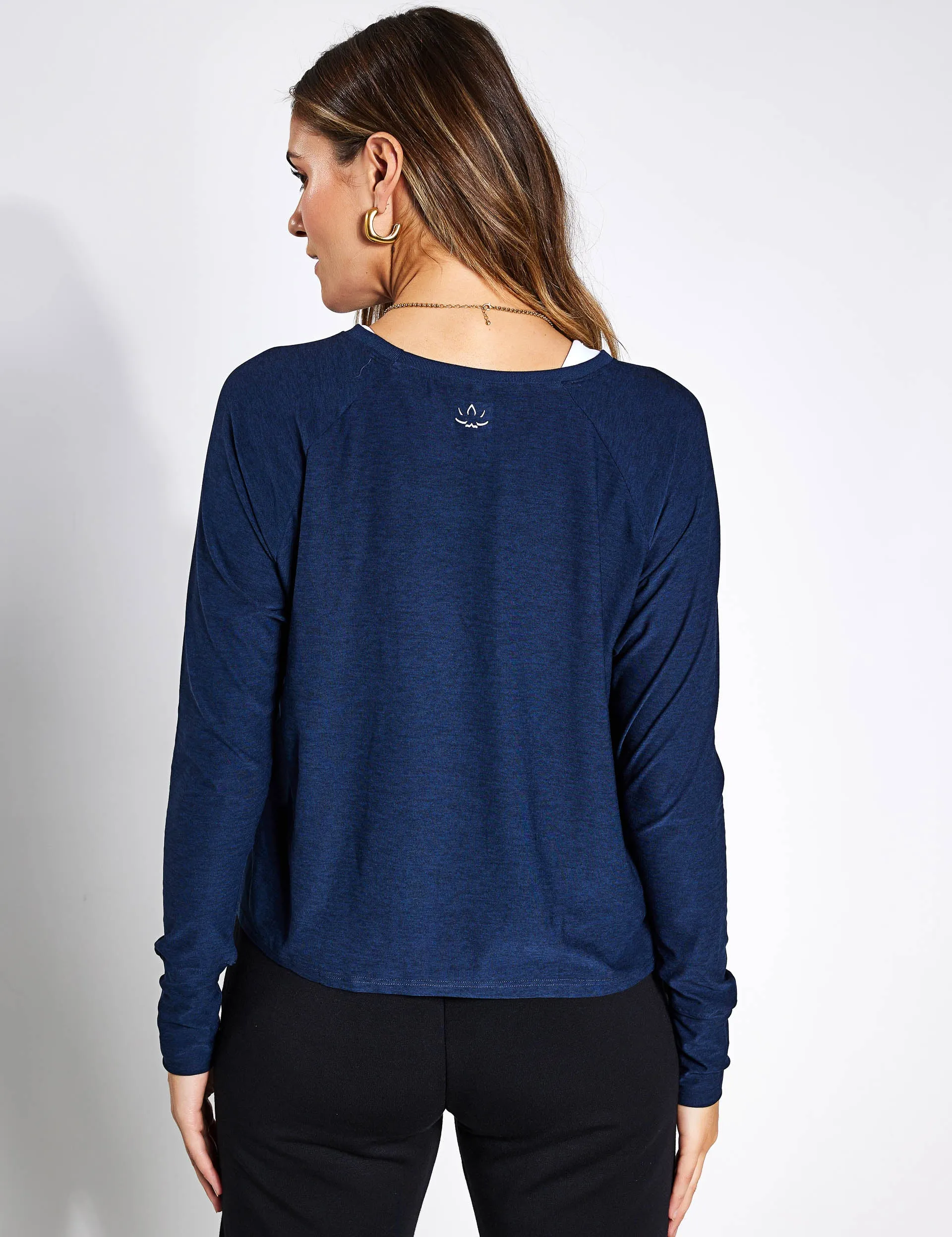 Featherweight Daydreamer Pullover - Nocturnal Navy