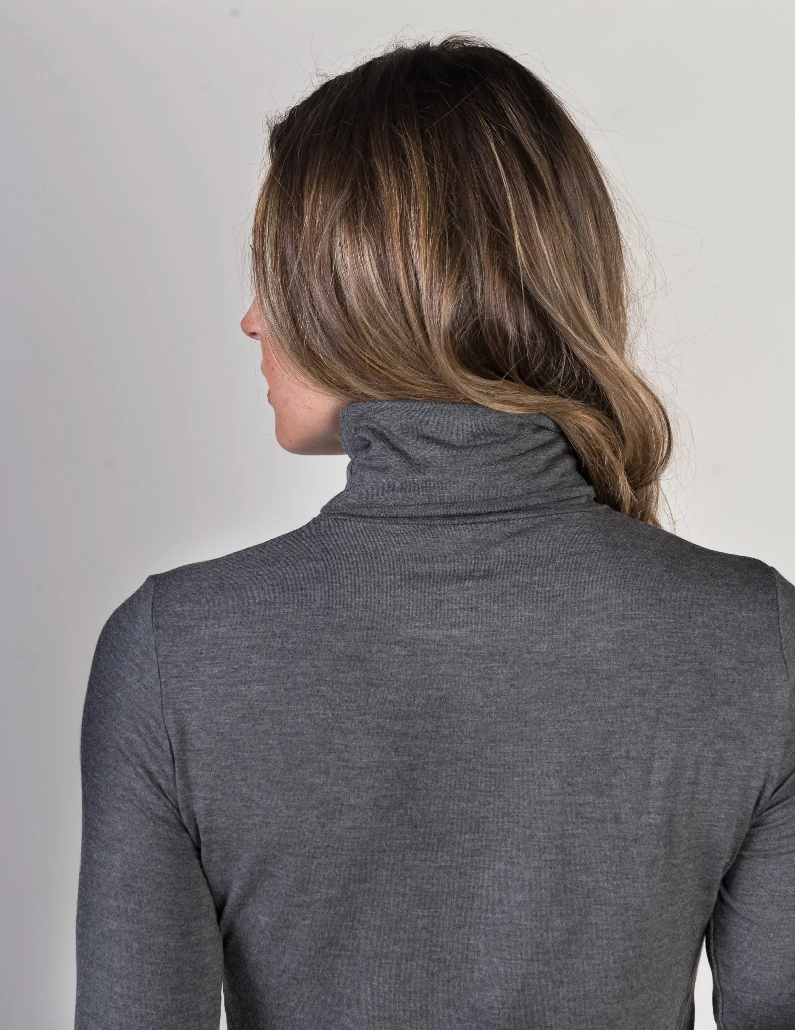 Majestic Long Sleeve Viscose Turtleneck in Flanelle